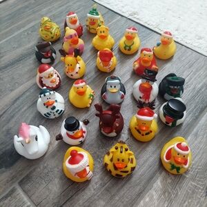 25 Rubber Ducks/Christmas Ducks